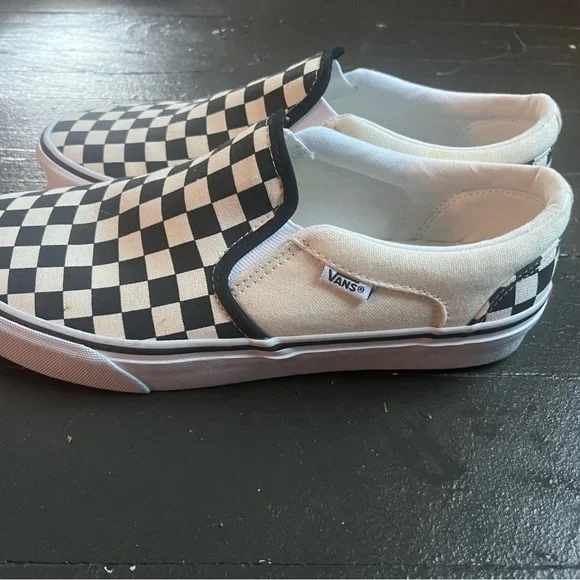 Vans Checkerboard Slip-On Sneakers - Picture 4 of 6